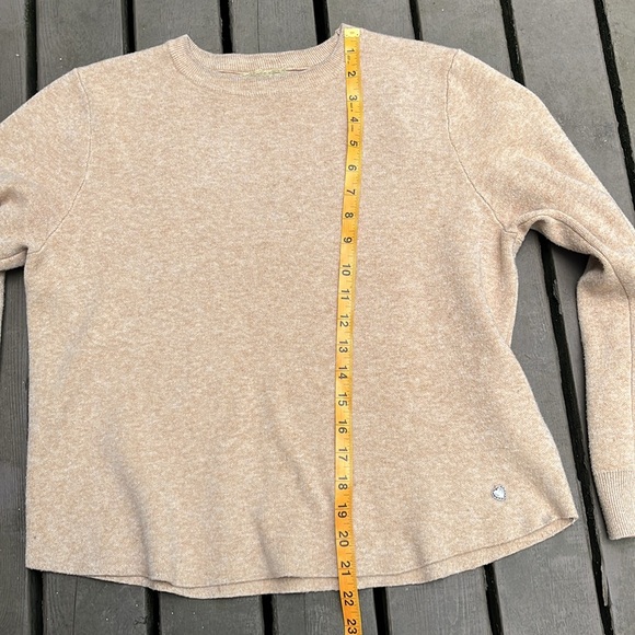 Tan Sweater - Picture 4 of 9